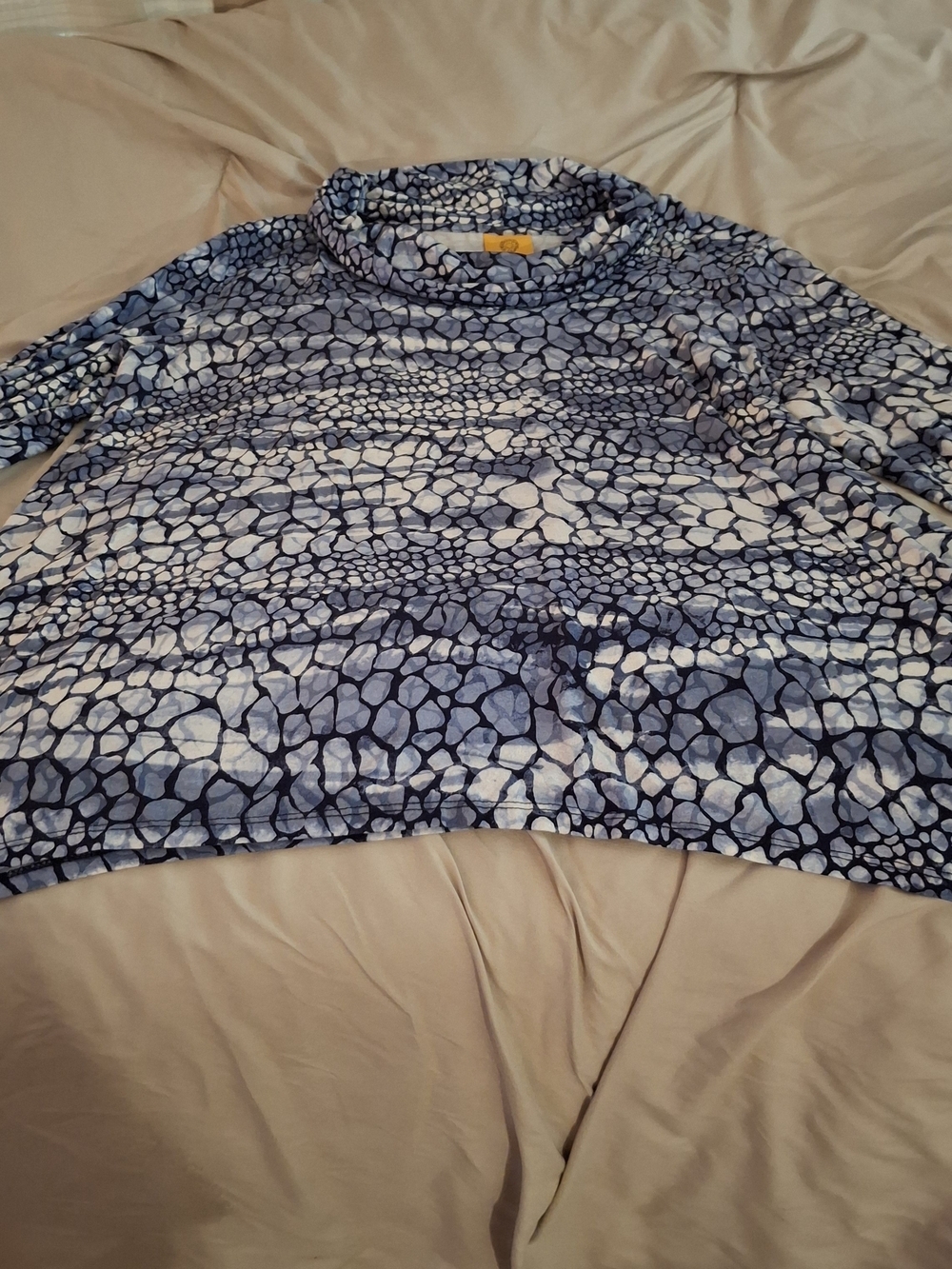 Ruby Rd. Cowl Neck Blue Patterned Women’s Top - Picture 2 of 6